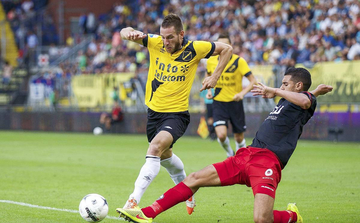 帕尔马客场不敌拉齐奥，遭遇失利