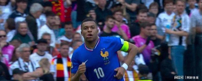 姆巴佩意外战胜德国队，战术调整引爆全场！的简单介绍